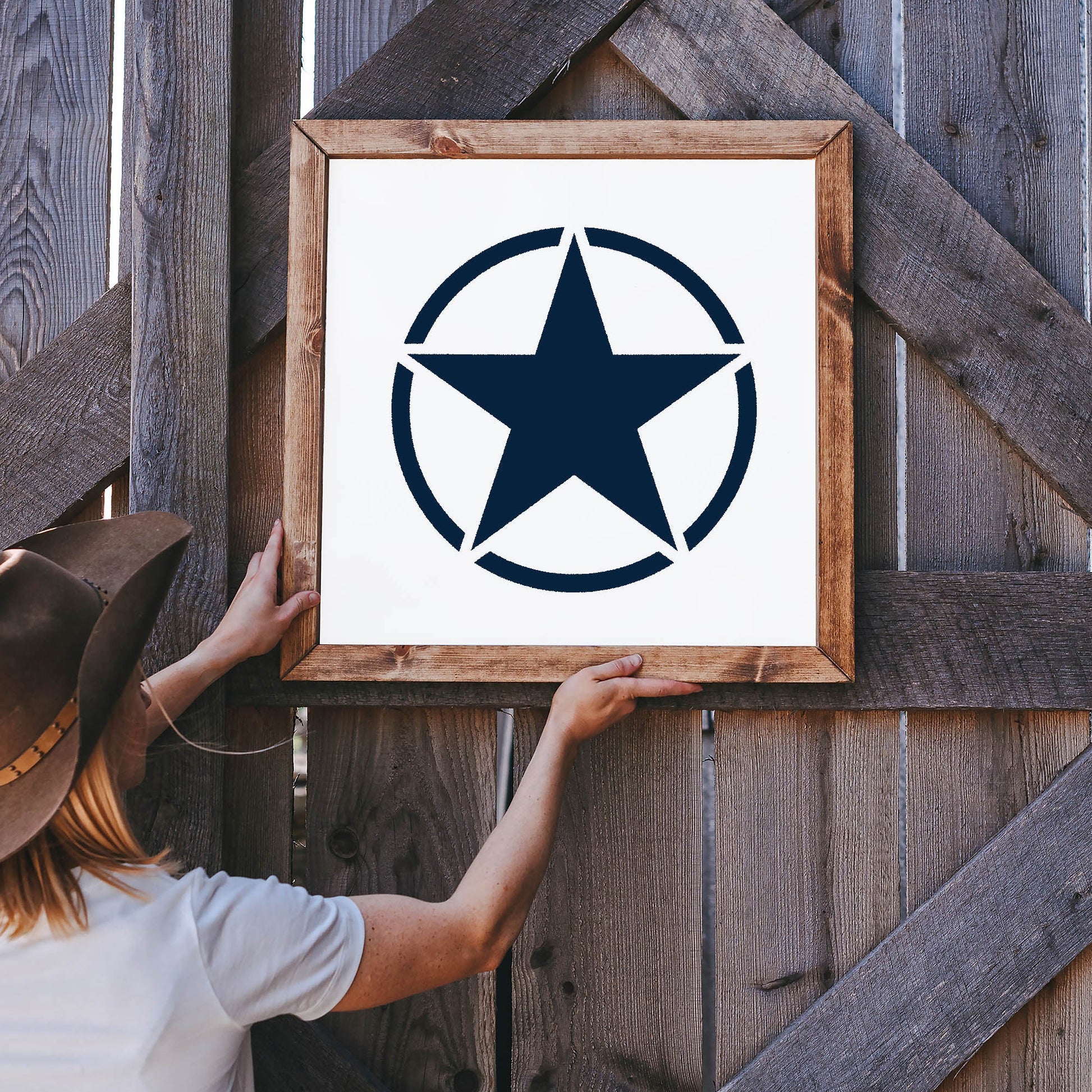 MIlitary Star Stencil