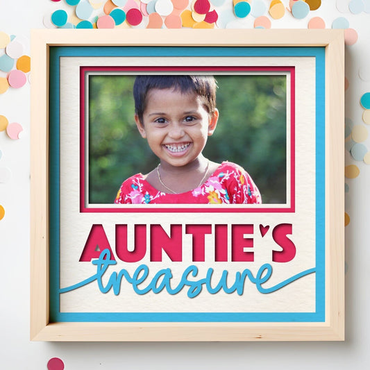 Aunties Treasures - 9 x 9 Inch photo Frame - 1, 2, 3 or 6 photos / Multi Colour