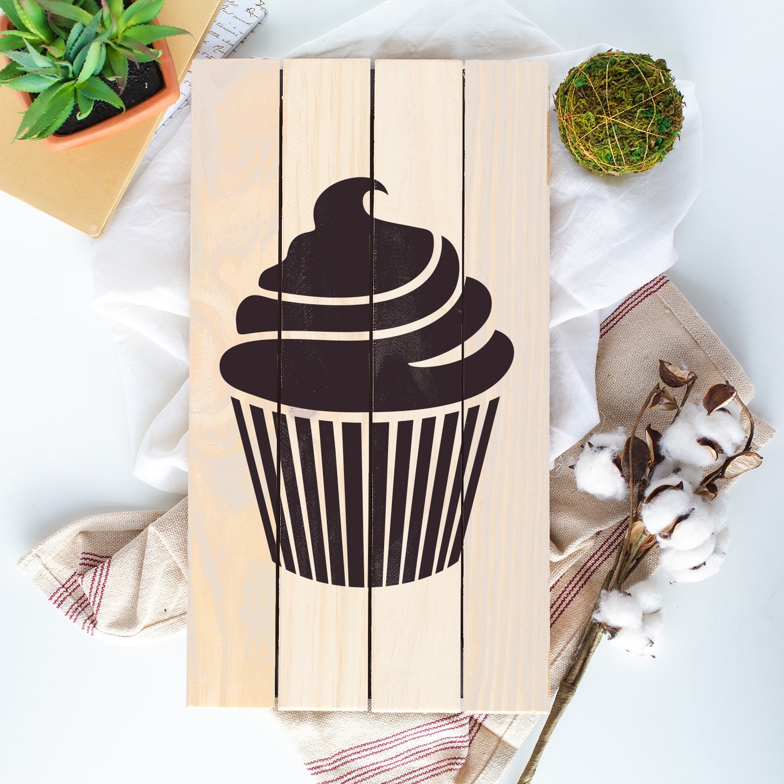 Cupcake Stencil